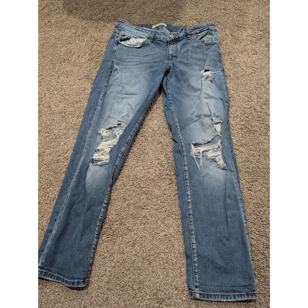 Women's KanCan Style 144635 Distressed Light Wash Jeans Size 18